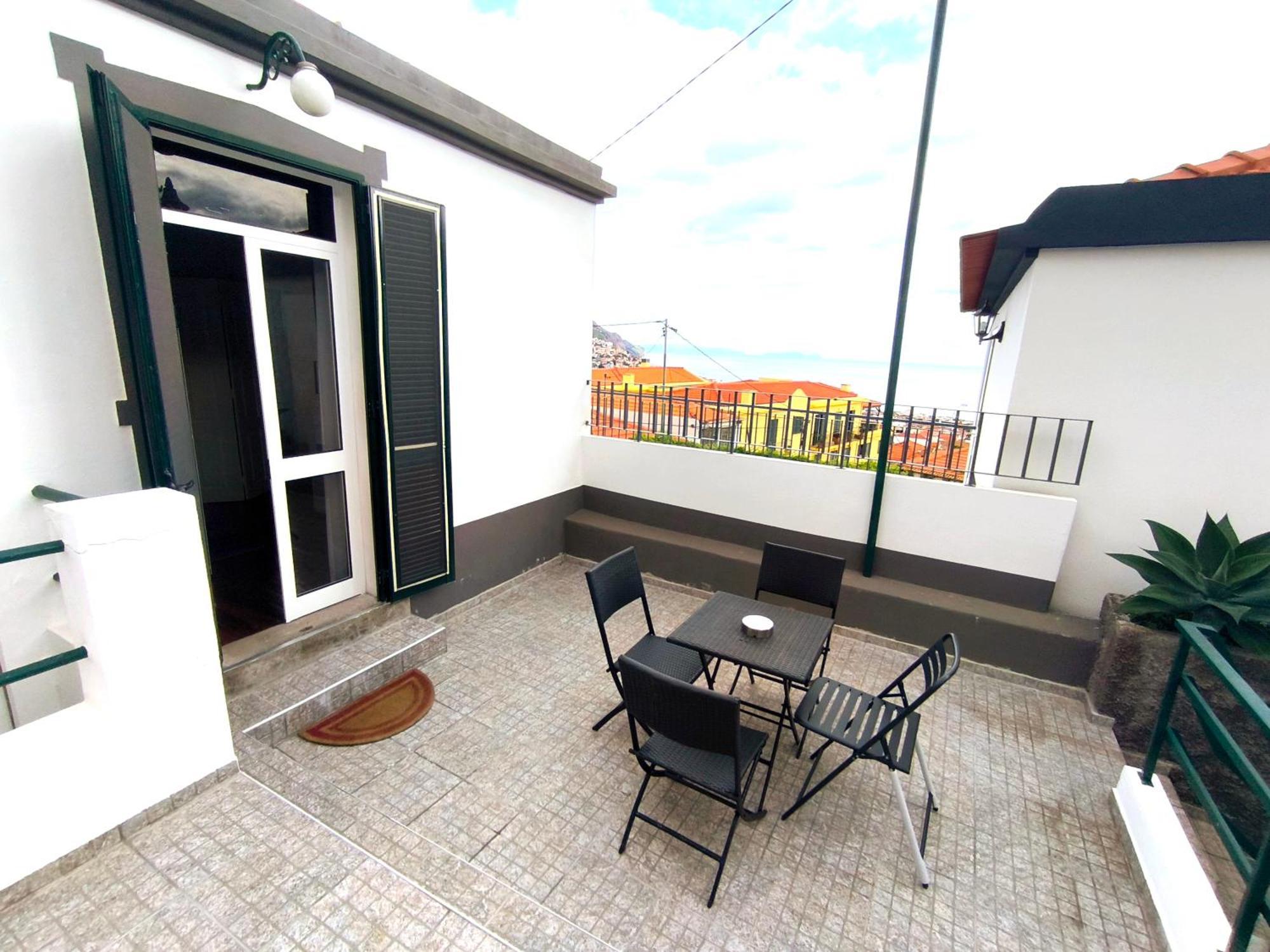Tiny House Villa Funchal  Buitenkant foto